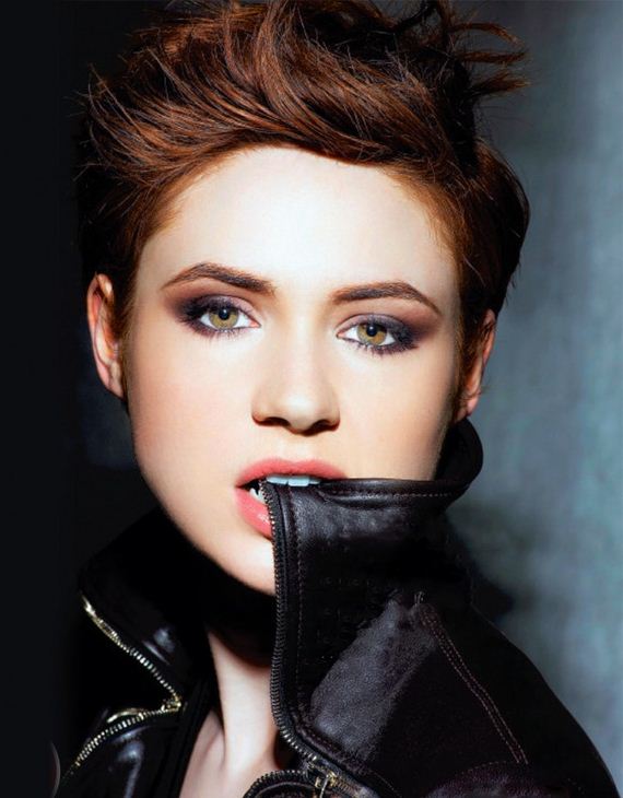 Karen-Gillan -Scotland